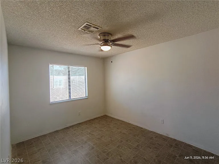 6228 Ilanos Ln #C — Photo 10