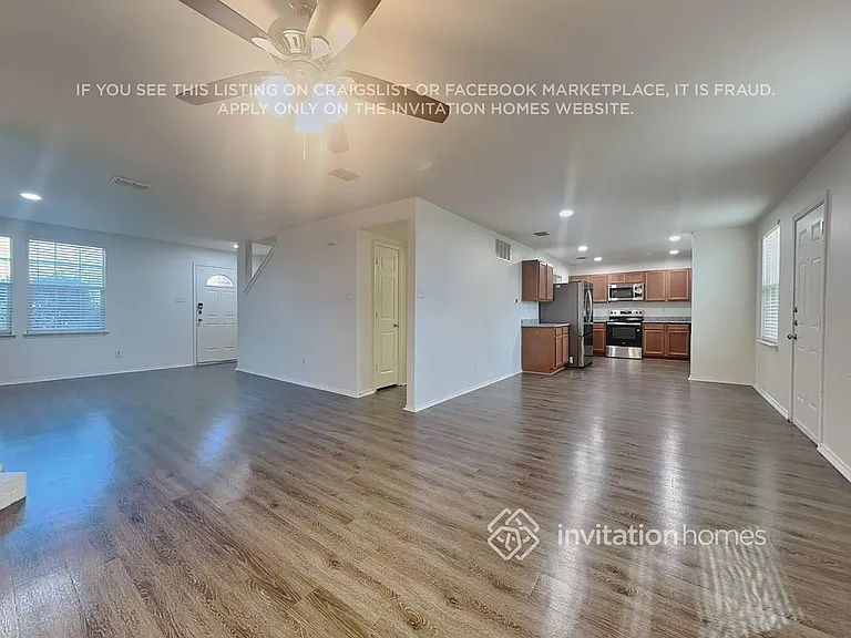 1321 Gayle St — Photo 5