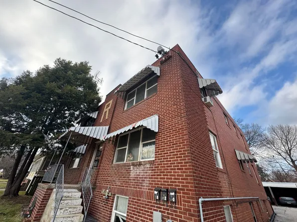 143 W Locust Street, 143 W Locust St #6, Canton, IL 61520