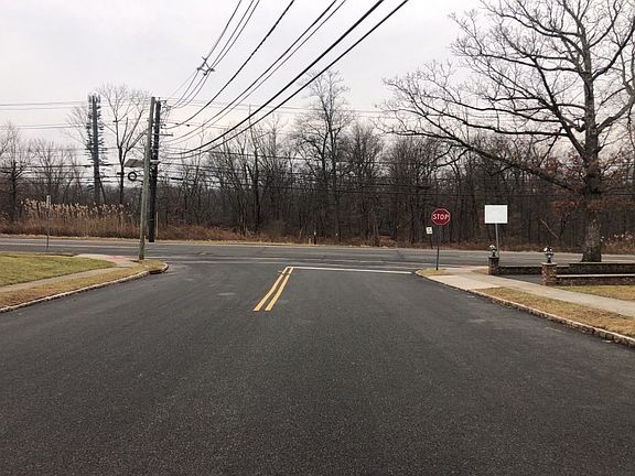 5th image of 1 Ellison Ave
