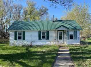 1915 Man Mound Rd, Baraboo, WI 53913