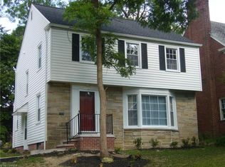 2547 Ashurst Rd, University Heights, OH 44118