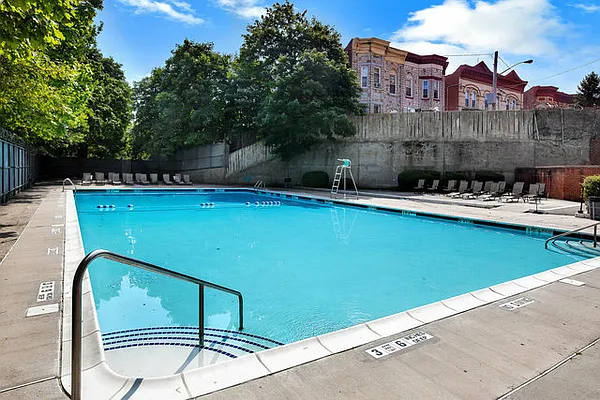 Sold by Daniel Gale Sotheby's International Realty | media 27