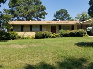 114 W 18th St, Russellville, AR 72801