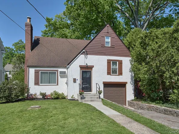 88 Smith Avenue, White Plains, NY 10605