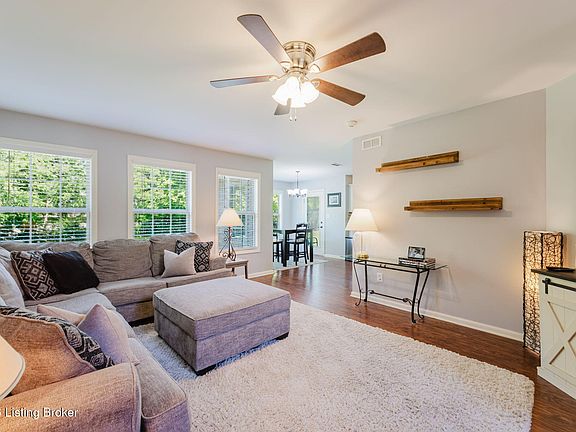 5th image of 4705 Bay Cove Ct