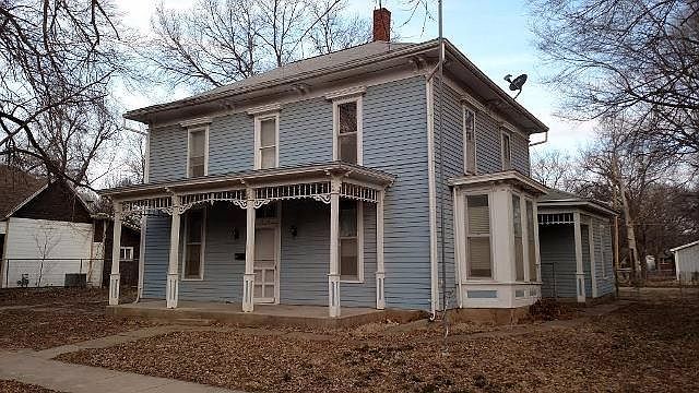 1st image of 217 NE 4th St