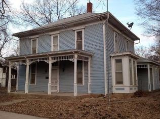 217 NE 4th St, Abilene, KS 67410