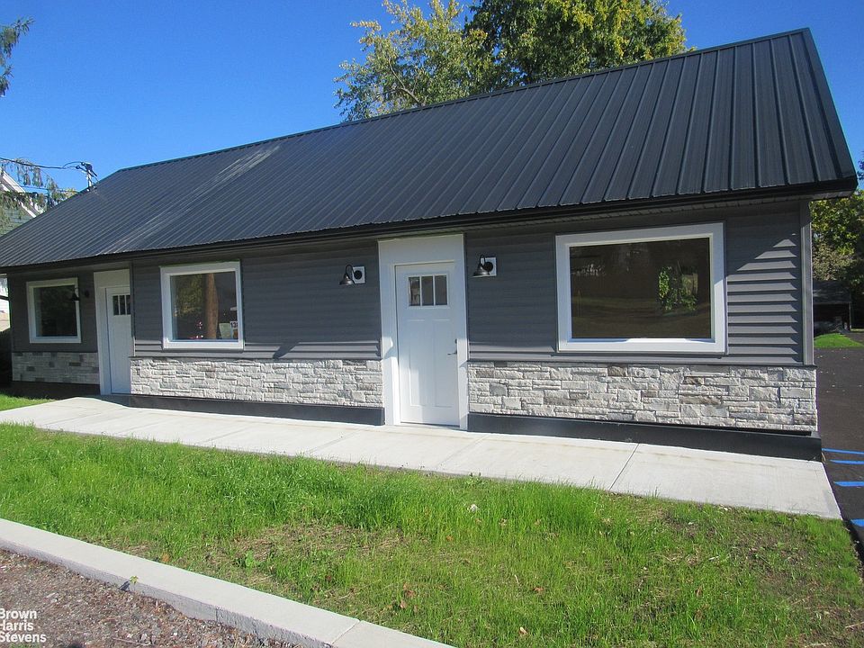 1st image of 138 Fairview Ave #B