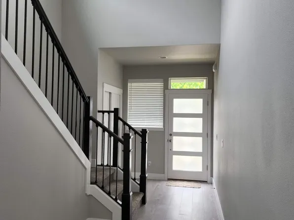 14811 SW 76th Ave, Tigard, OR 97224