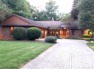 3324 Delta Dr, Greenwood, IN