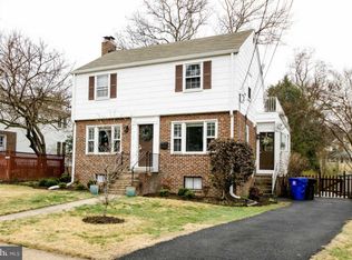 5113 8th Rd N, Arlington, VA 22205