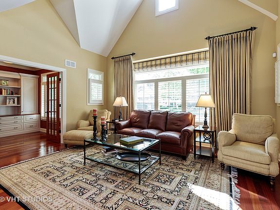 2nd image of 608 Lange Ct