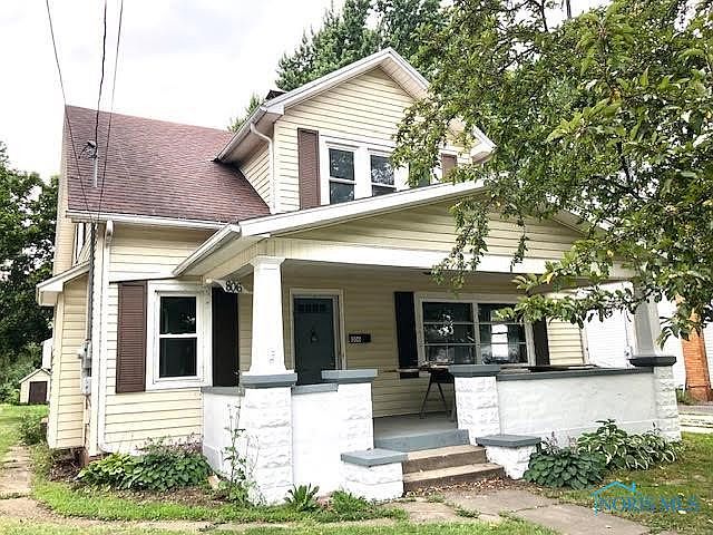 1st image of 806 S Blanchard St