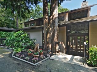 6120 90th Ave SE, Mercer Island, WA 98040