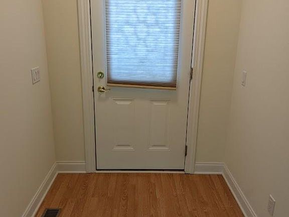 5th image of 1155 Chelsea Ave