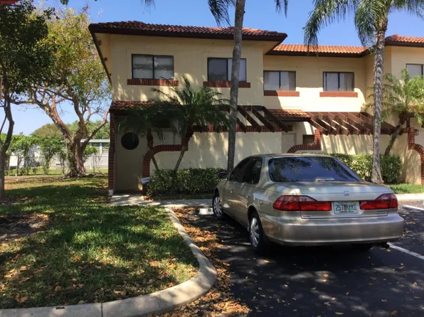 8873 NW 48th St, Sunrise, FL 33351