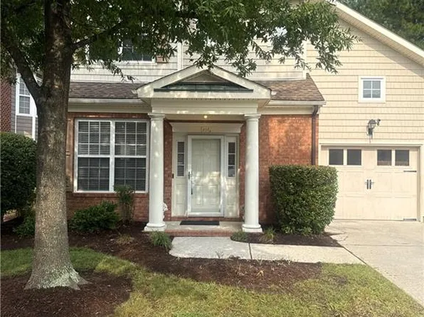 458 Blue Beech Way, Chesapeake, VA 23320