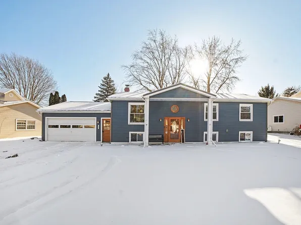 307 Devon Dr, Saint Louis, MI 48880