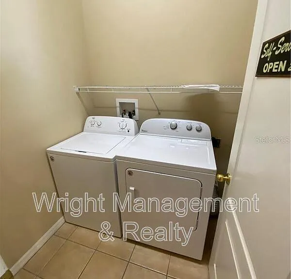 7843 Foxgrove Dr — Photo 9