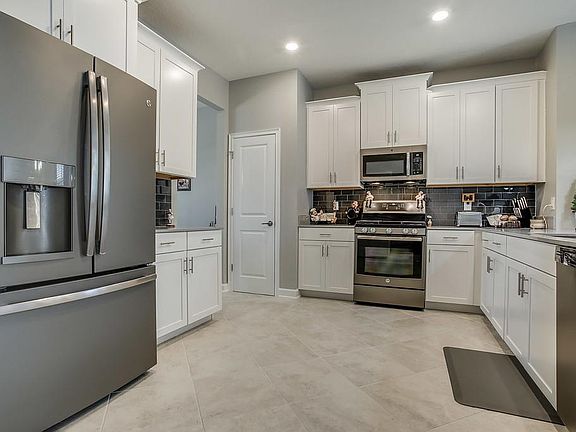 4th image of 7948 Wood Sage Dr