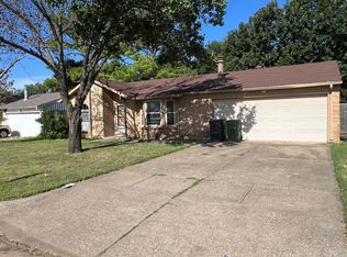 (Undisclosed Address), Arlington, TX 76017