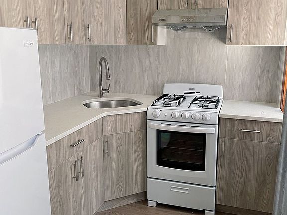 5th image of 625 2nd Ave #2