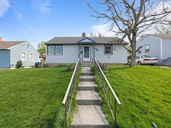 1214 Playfield Ave, Prosser, WA 99350