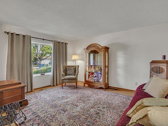 5th image of 1125 Linn Ct