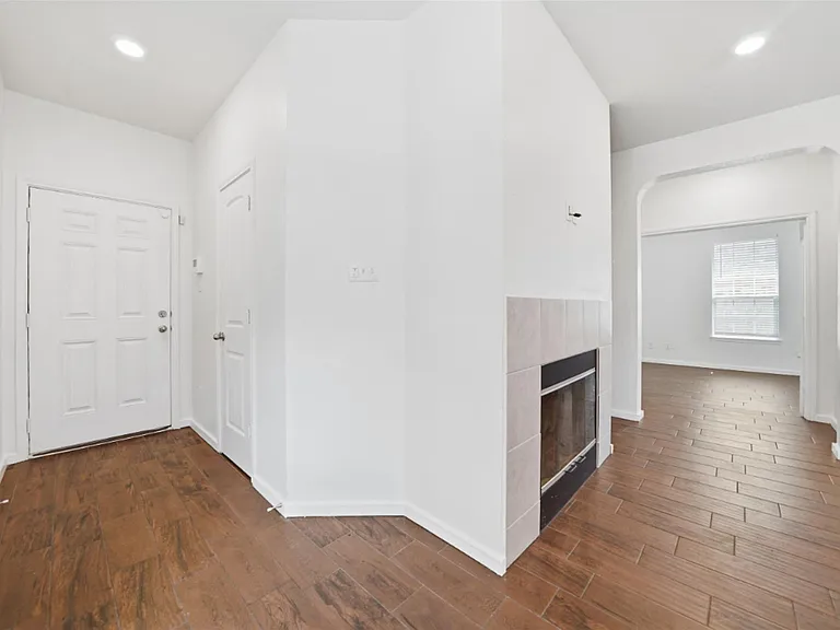 225 Danablu Dr — Photo 10