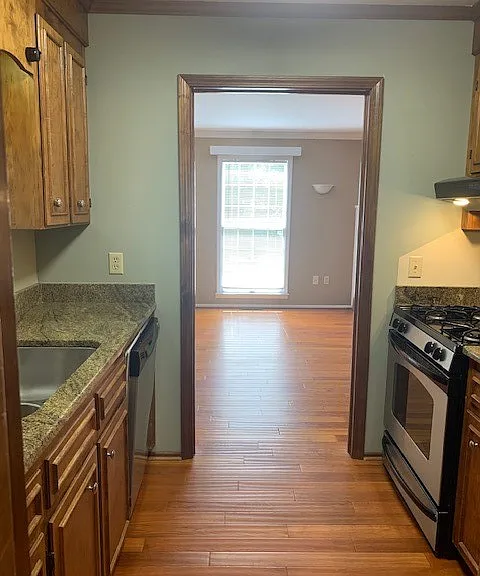 110 N Broad St — Photo 11