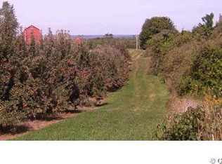 4898 Lake Rd, Williamson, NY 14589