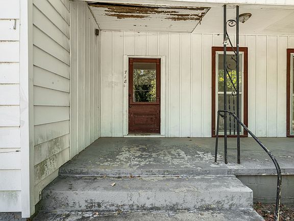 5th image of 718 Gracey Ave
