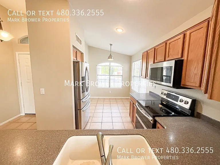 2041 E Rawhide St — Photo 5