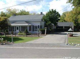 3547 Griffin Rd, Syracuse, NY 13215