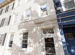 33 Russell St, Charlestown, MA 02129