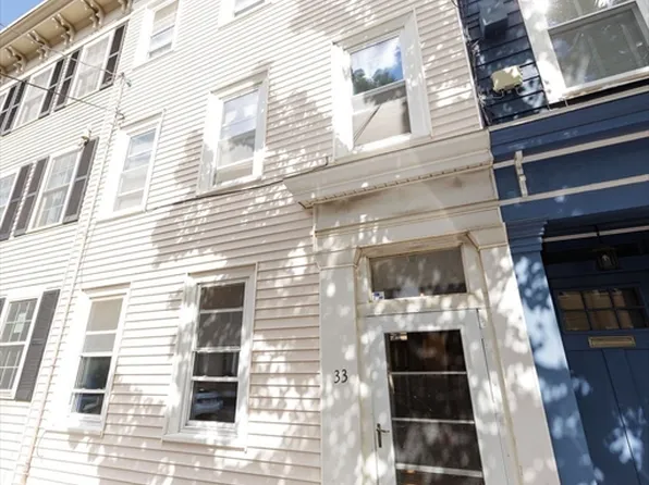 33 Russell St, Charlestown, MA 02129