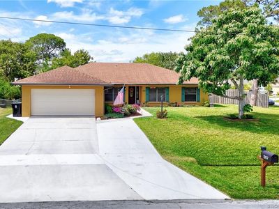 597 SE Sweet Ave, Port Saint Lucie, FL, 34983