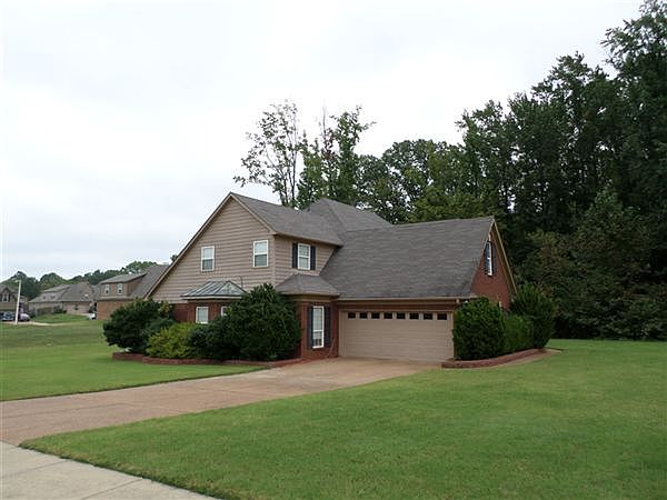 Corner view at Baudette and Dalton Downs