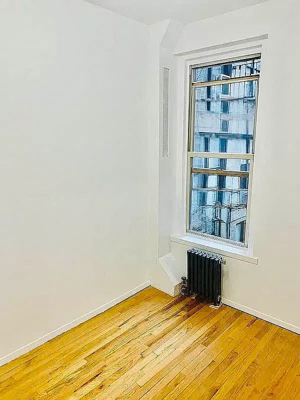 174 Grand Street — Photo 3