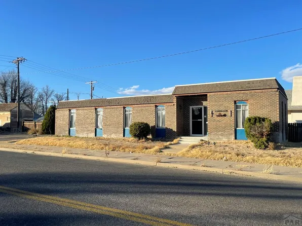 201 W 10th St, La Junta, CO 81050