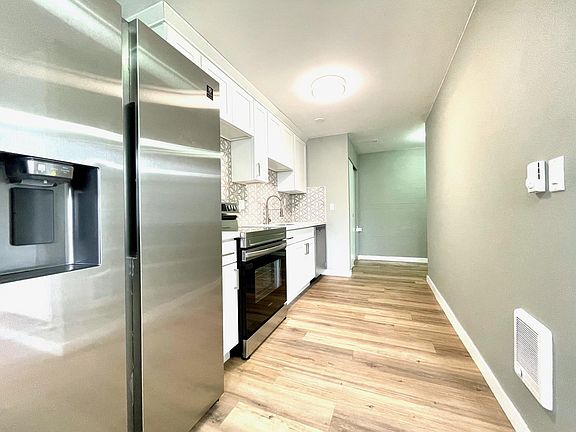 5th image of 16612 51st Ave S