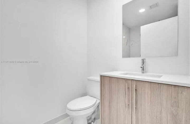 1-245 NW 13th St #245 — Photo 4