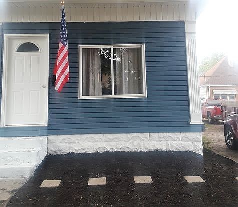 Exterior of enclosed front