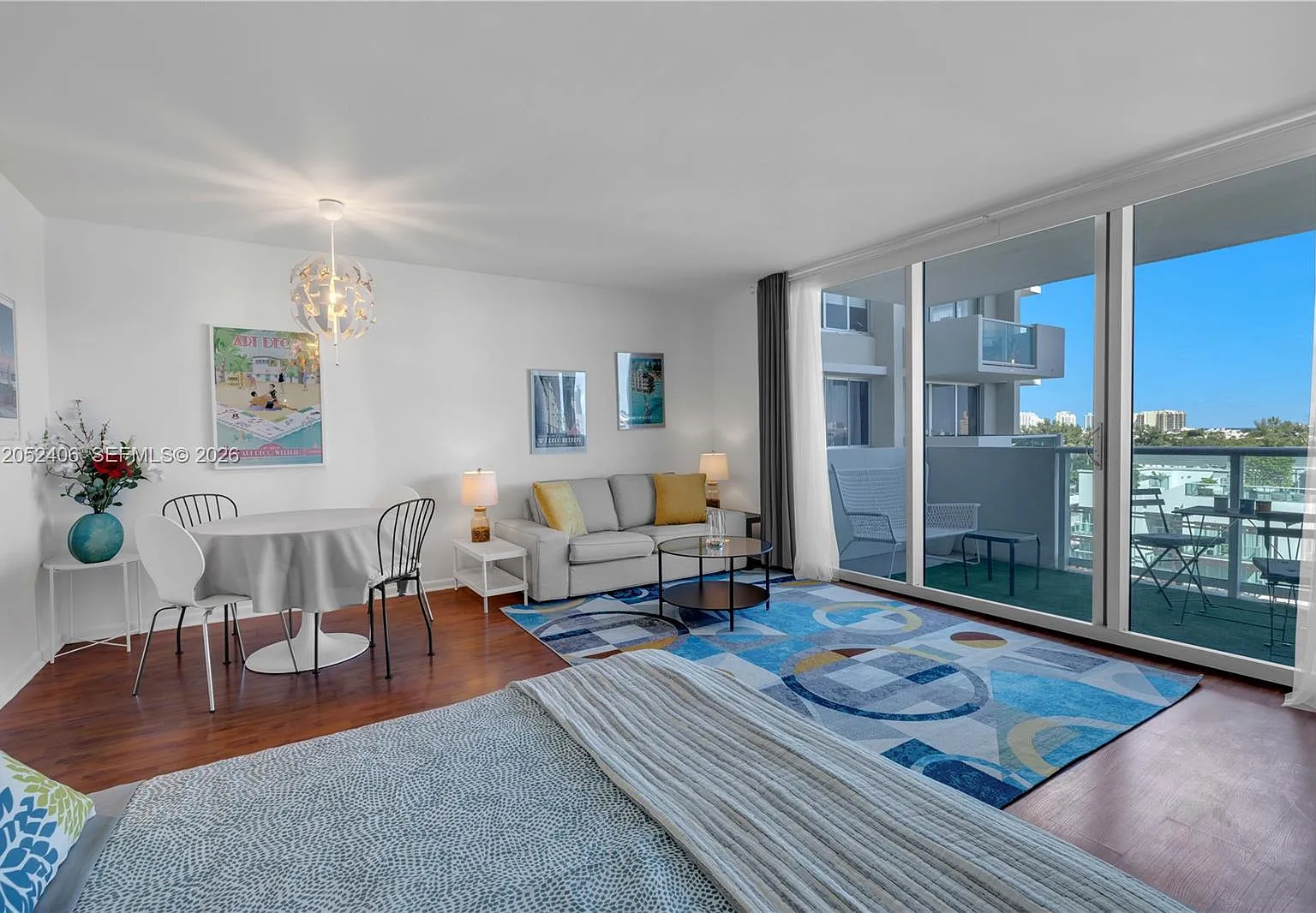 Mirador 1200 Condo — Photo 4