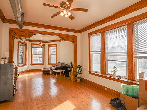 5th image of 1000 N Richmond St APT 1