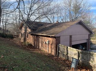 101 E Andrew Ave, Springdale, AR 72764