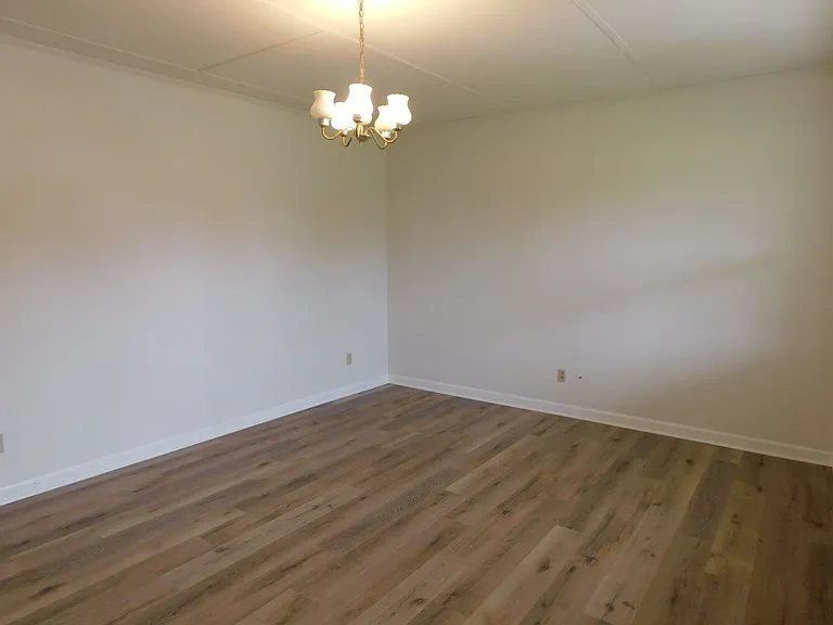 1540 Nixonton Rd — Photo 1
