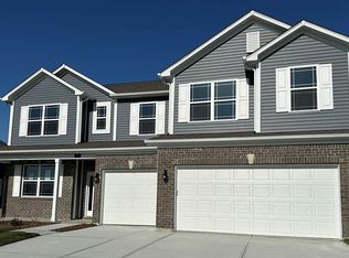 211 Hobbs Dr, Whiteland, IN