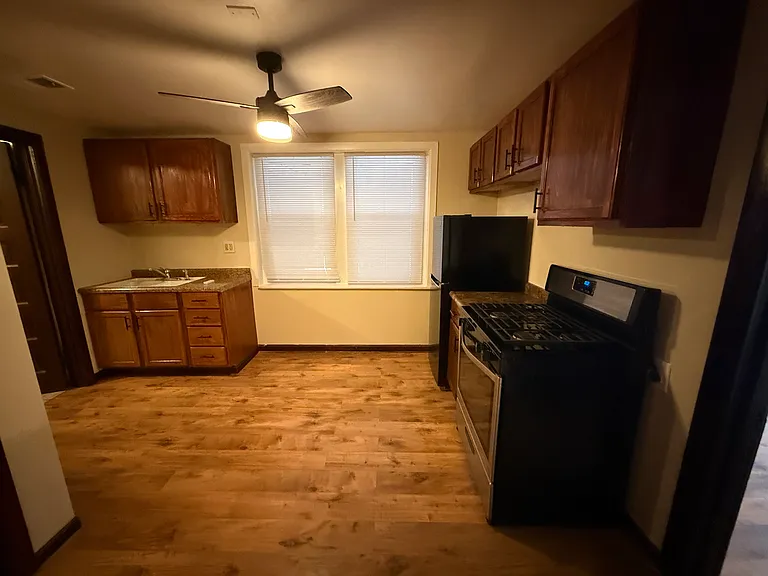 2703 N Ashland Ave #G — Photo 4
